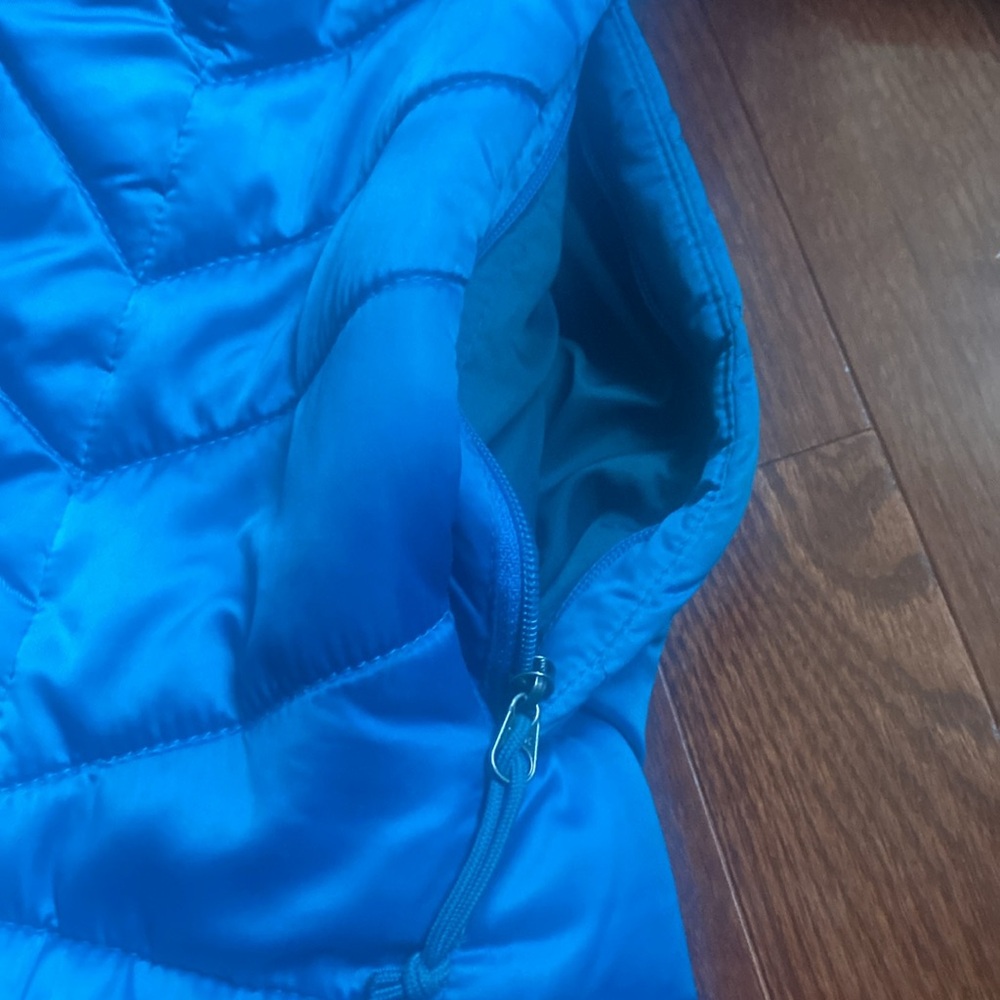 The North Face Aconcagua Down Women’s 550 Jacket - Picture 8 of 16